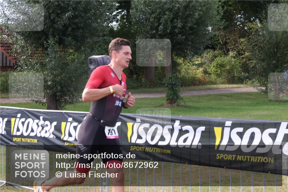 31.08.2025 - Elbe Triathlon Hamburg Luisa Fischer http://msf.ph/oto/8672962 31.08.2025 10:06:11 Laufen 151 meine-sportfotos.de