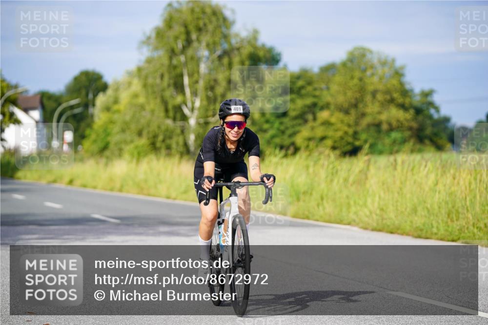 31.08.2025 - Elbe Triathlon Hamburg Michael Burmester http://msf.ph/oto/8672972 31.08.2025 10:09:46 Radfahren 401, 768, 817 meine-sportfotos.de