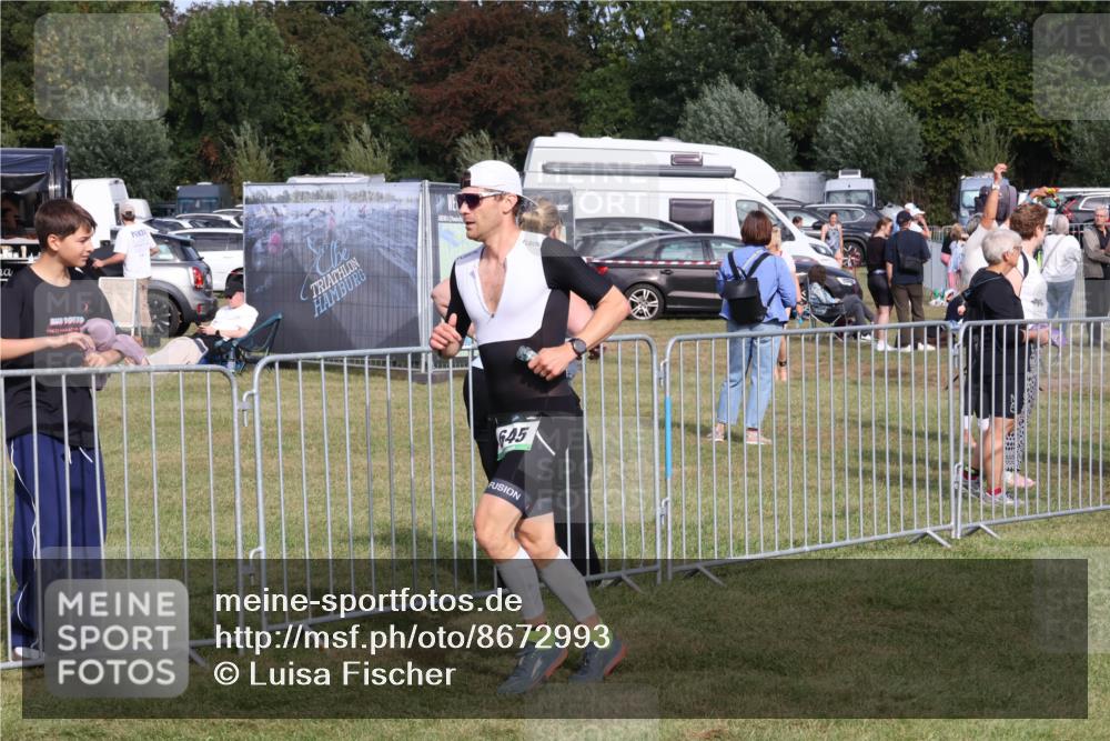 31.08.2025 - Elbe Triathlon Hamburg Luisa Fischer http://msf.ph/oto/8672993 31.08.2025 10:06:50 Laufen 645 meine-sportfotos.de