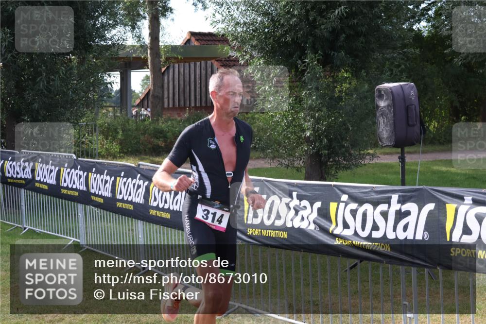 31.08.2025 - Elbe Triathlon Hamburg Luisa Fischer http://msf.ph/oto/8673010 31.08.2025 10:06:55 Laufen 314 meine-sportfotos.de