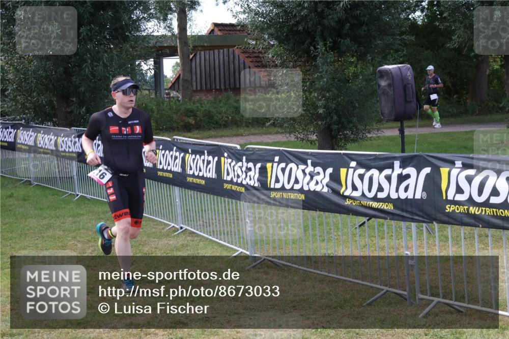 31.08.2025 - Elbe Triathlon Hamburg Luisa Fischer http://msf.ph/oto/8673033 31.08.2025 10:07:28 Laufen  meine-sportfotos.de