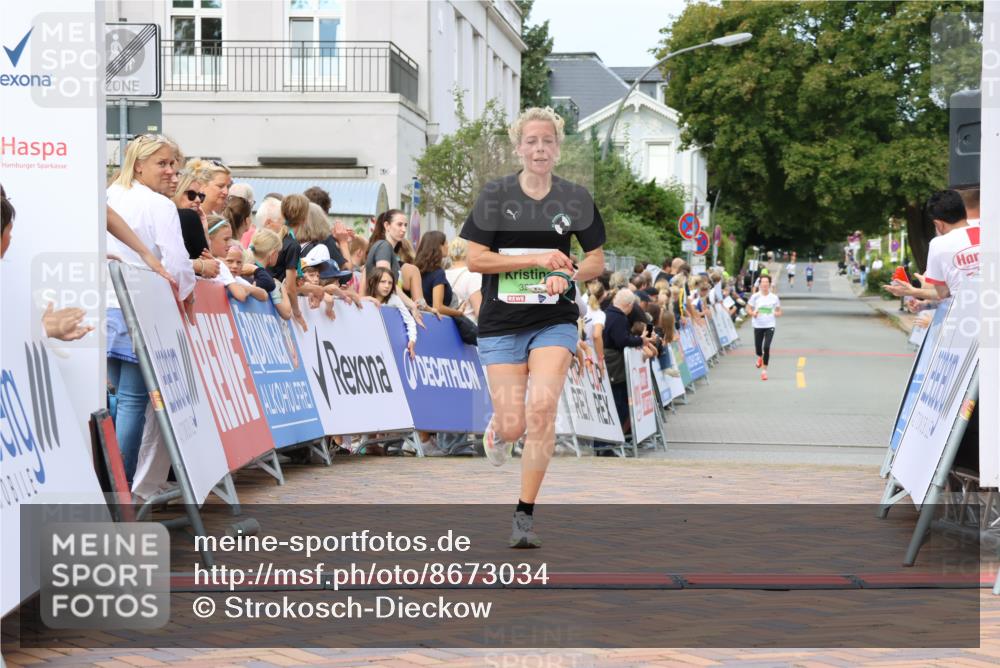 31.08.2025 - 21. Blankeneser Heldenlauf Strokosch-Dieckow http://msf.ph/oto/8673034 31.08.2025 10:52:11 Ziel 3236 meine-sportfotos.de
