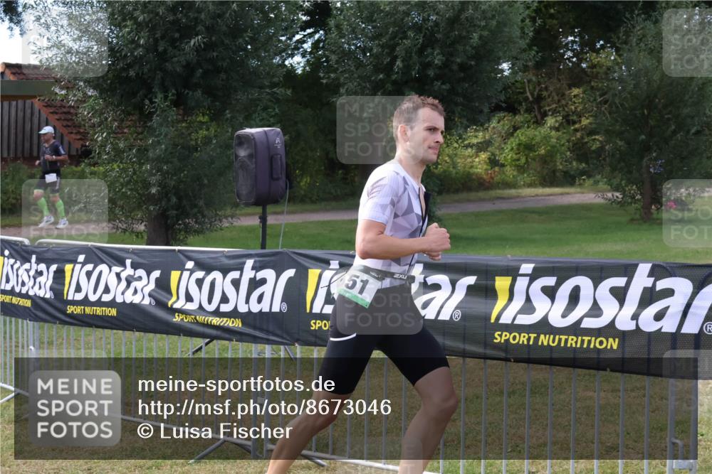 31.08.2025 - Elbe Triathlon Hamburg Luisa Fischer http://msf.ph/oto/8673046 31.08.2025 10:07:30 Laufen 51 meine-sportfotos.de