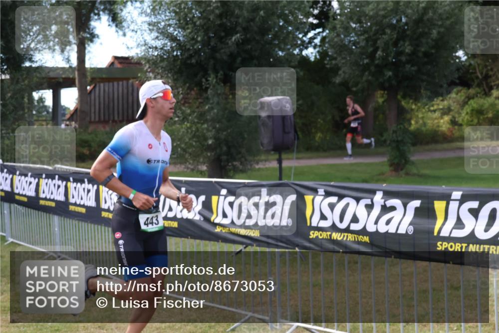 31.08.2025 - Elbe Triathlon Hamburg Luisa Fischer http://msf.ph/oto/8673053 31.08.2025 10:08:07 Laufen 910, 443 meine-sportfotos.de