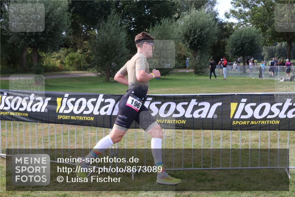 31.08.2025 - Elbe Triathlon Hamburg Luisa Fischer http://msf.ph/oto/8673089 31.08.2025 10:08:34 Laufen 196 meine-sportfotos.de