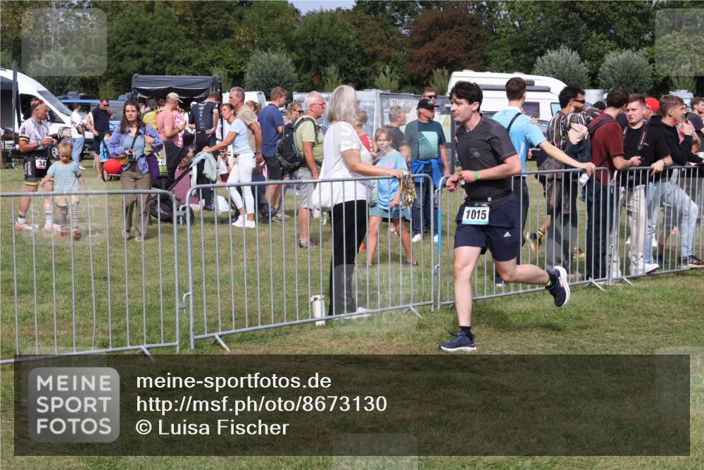 31.08.2025 - Elbe Triathlon Hamburg Luisa Fischer http://msf.ph/oto/8673130 31.08.2025 11:00:46 Laufen 347, 1015 meine-sportfotos.de