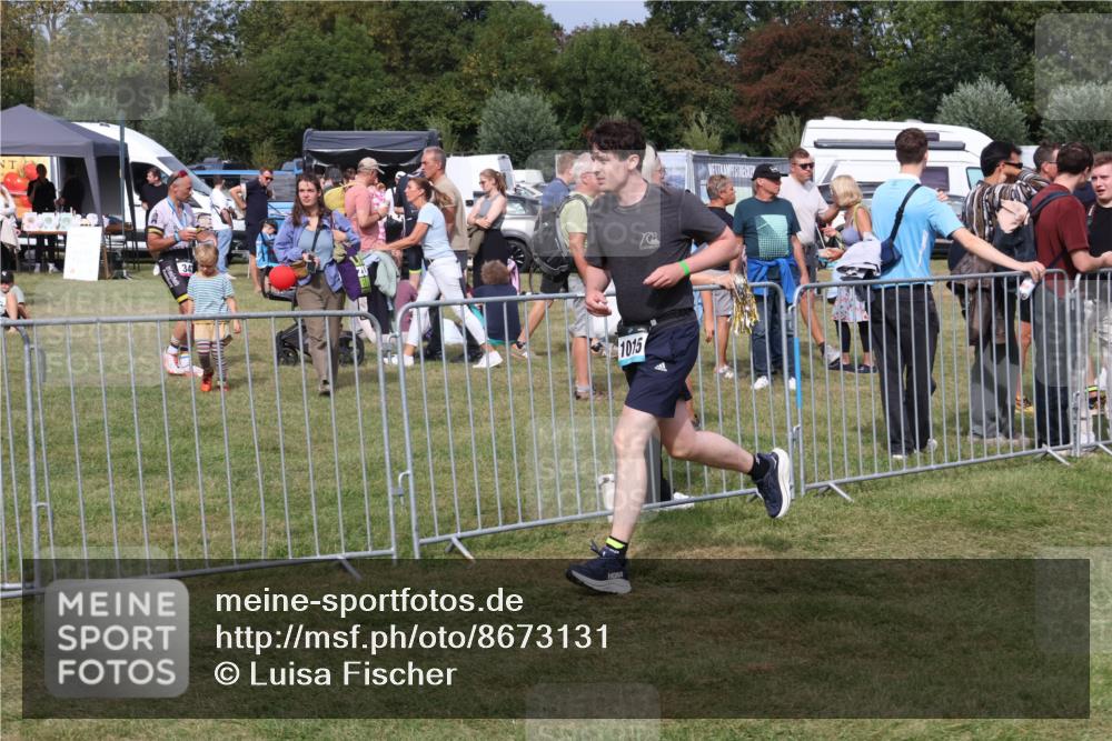 31.08.2025 - Elbe Triathlon Hamburg Luisa Fischer http://msf.ph/oto/8673131 31.08.2025 11:00:47 Laufen 34, 1015 meine-sportfotos.de