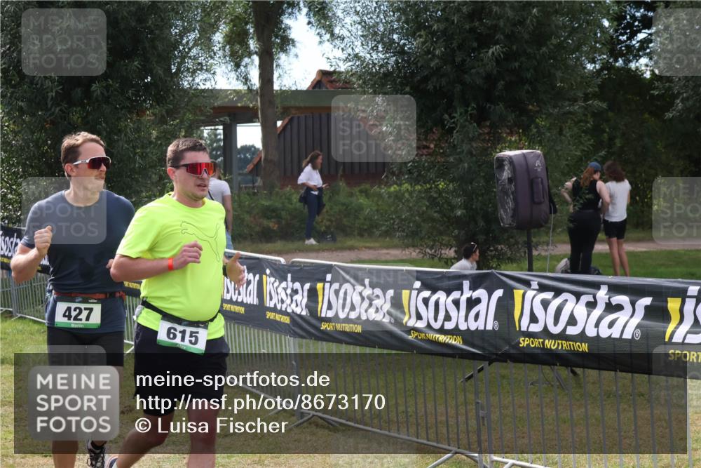 31.08.2025 - Elbe Triathlon Hamburg Luisa Fischer http://msf.ph/oto/8673170 31.08.2025 11:01:08 Laufen 427, 615 meine-sportfotos.de