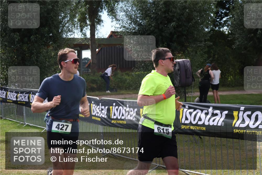 31.08.2025 - Elbe Triathlon Hamburg Luisa Fischer http://msf.ph/oto/8673174 31.08.2025 11:01:08 Laufen 427, 615 meine-sportfotos.de