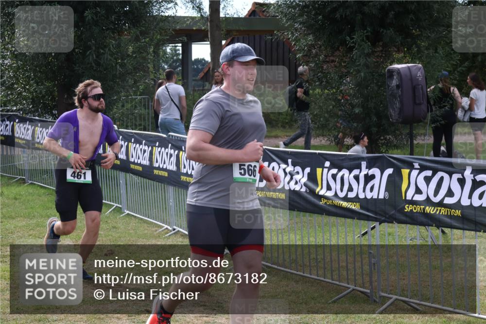 31.08.2025 - Elbe Triathlon Hamburg Luisa Fischer http://msf.ph/oto/8673182 31.08.2025 11:01:14 Laufen 461, 5, 566 meine-sportfotos.de