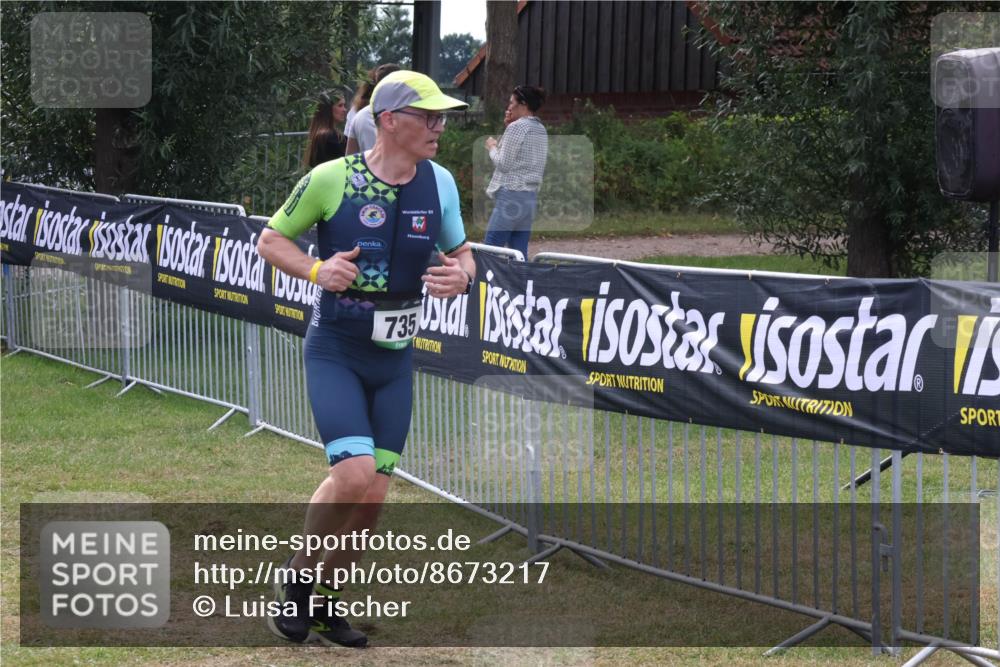 31.08.2025 - Elbe Triathlon Hamburg Luisa Fischer http://msf.ph/oto/8673217 31.08.2025 11:01:36 Laufen 735 meine-sportfotos.de