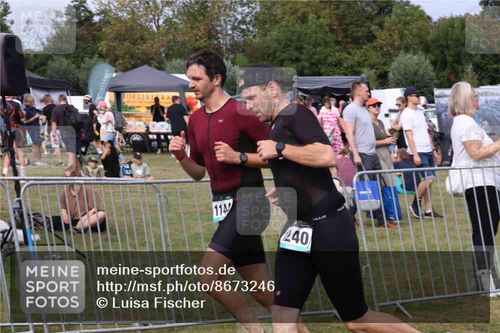 31.08.2025 - Elbe Triathlon Hamburg Luisa Fischer http://msf.ph/oto/8673246 31.08.2025 11:01:48 Laufen 114, 240 meine-sportfotos.de