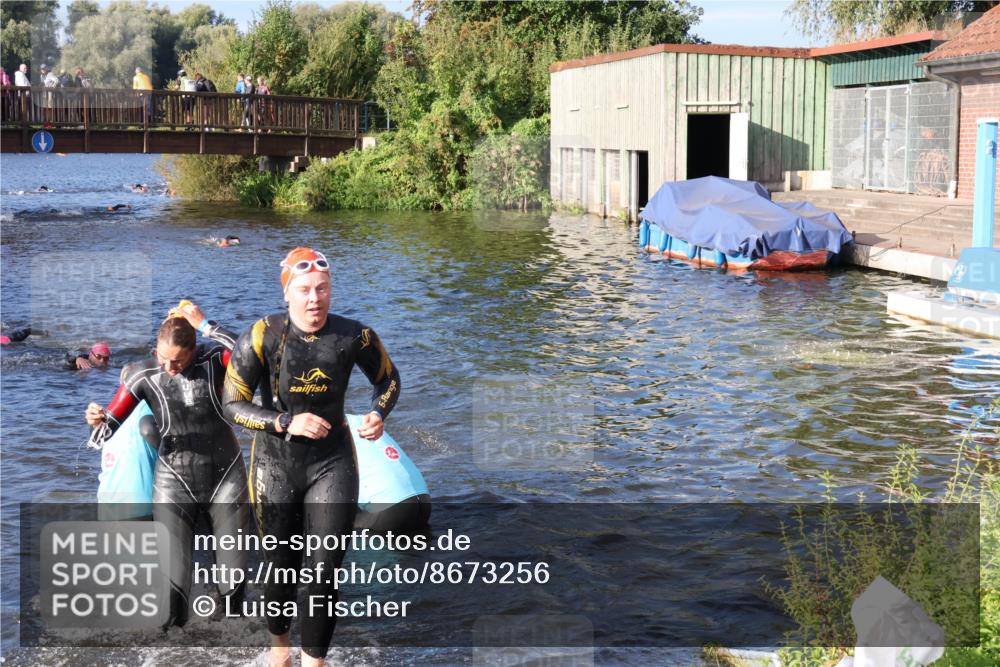 31.08.2025 - Elbe Triathlon Hamburg Luisa Fischer http://msf.ph/oto/8673256 31.08.2025 08:42:32 Schwimmen 252, 272, 276, 367 meine-sportfotos.de