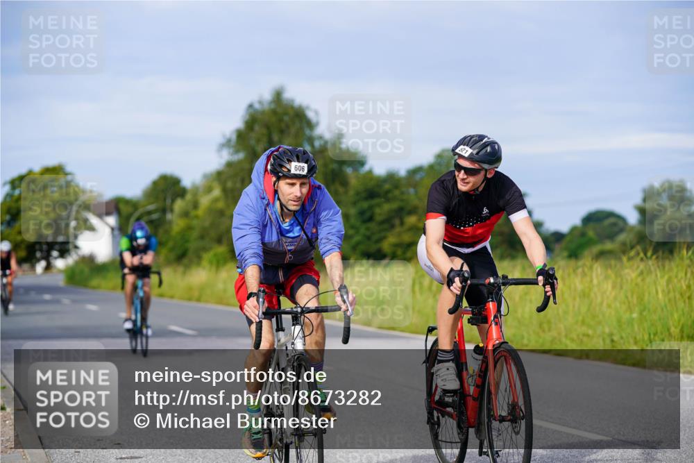 31.08.2025 - Elbe Triathlon Hamburg Michael Burmester http://msf.ph/oto/8673282 31.08.2025 10:10:55 Radfahren 521, 606, 616, 627, 692, 785 meine-sportfotos.de
