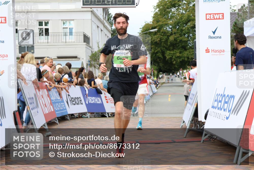 31.08.2025 - 21. Blankeneser Heldenlauf Strokosch-Dieckow http://msf.ph/oto/8673312 31.08.2025 10:51:43 Ziel 3627, 3021 meine-sportfotos.de