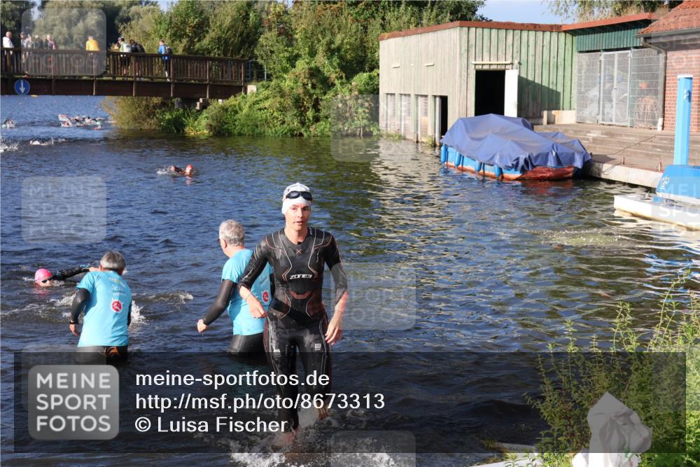 31.08.2025 - Elbe Triathlon Hamburg Luisa Fischer http://msf.ph/oto/8673313 31.08.2025 08:42:39 Schwimmen 270, 272, 367, 369 meine-sportfotos.de