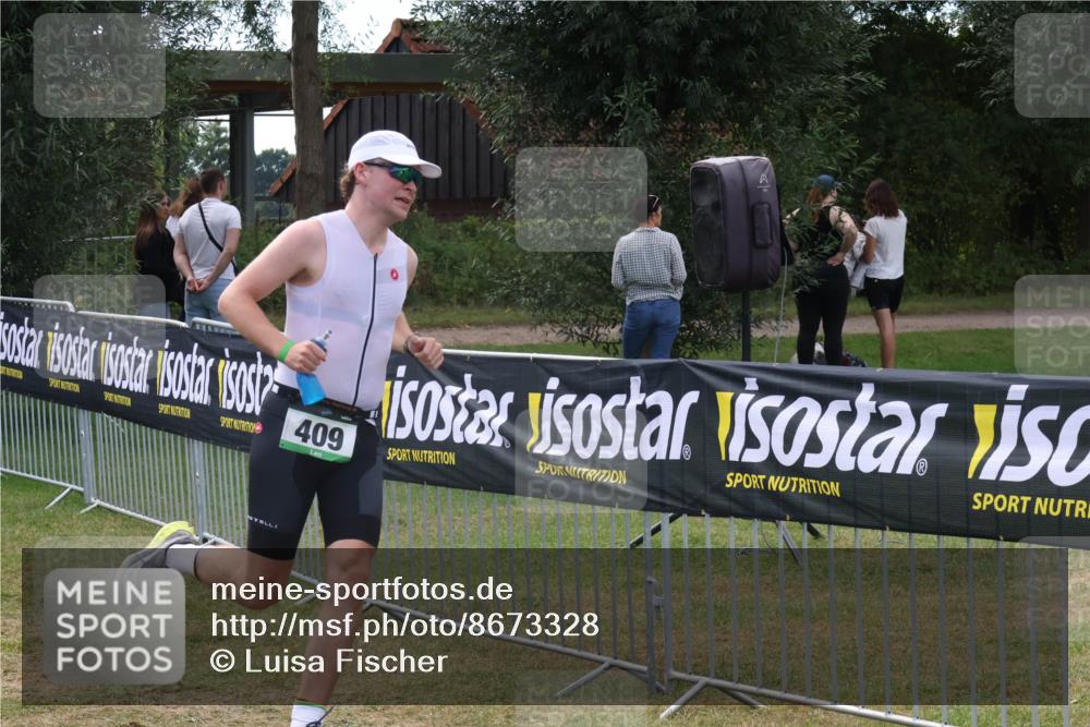 31.08.2025 - Elbe Triathlon Hamburg Luisa Fischer http://msf.ph/oto/8673328 31.08.2025 11:02:26 Laufen 409 meine-sportfotos.de