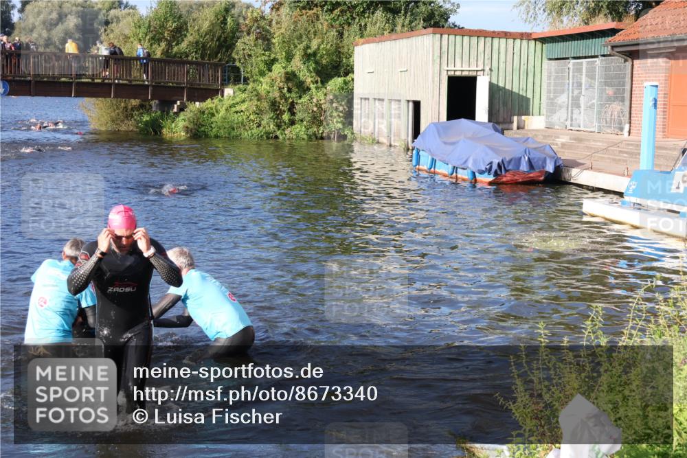 31.08.2025 - Elbe Triathlon Hamburg Luisa Fischer http://msf.ph/oto/8673340 31.08.2025 08:42:45 Schwimmen 270, 369 meine-sportfotos.de