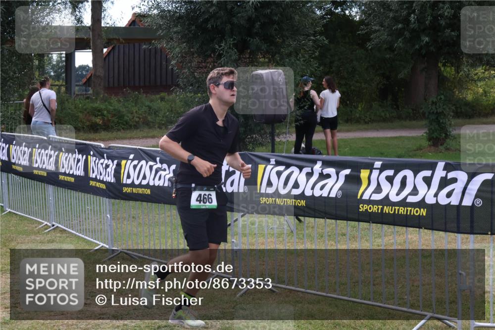 31.08.2025 - Elbe Triathlon Hamburg Luisa Fischer http://msf.ph/oto/8673353 31.08.2025 11:02:51 Laufen 466 meine-sportfotos.de