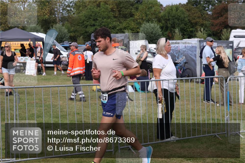 31.08.2025 - Elbe Triathlon Hamburg Luisa Fischer http://msf.ph/oto/8673369 31.08.2025 11:02:56 Laufen 1027 meine-sportfotos.de