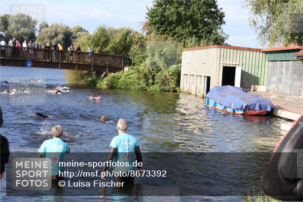 31.08.2025 - Elbe Triathlon Hamburg Luisa Fischer http://msf.ph/oto/8673392 31.08.2025 08:43:11 Schwimmen 265, 275 meine-sportfotos.de