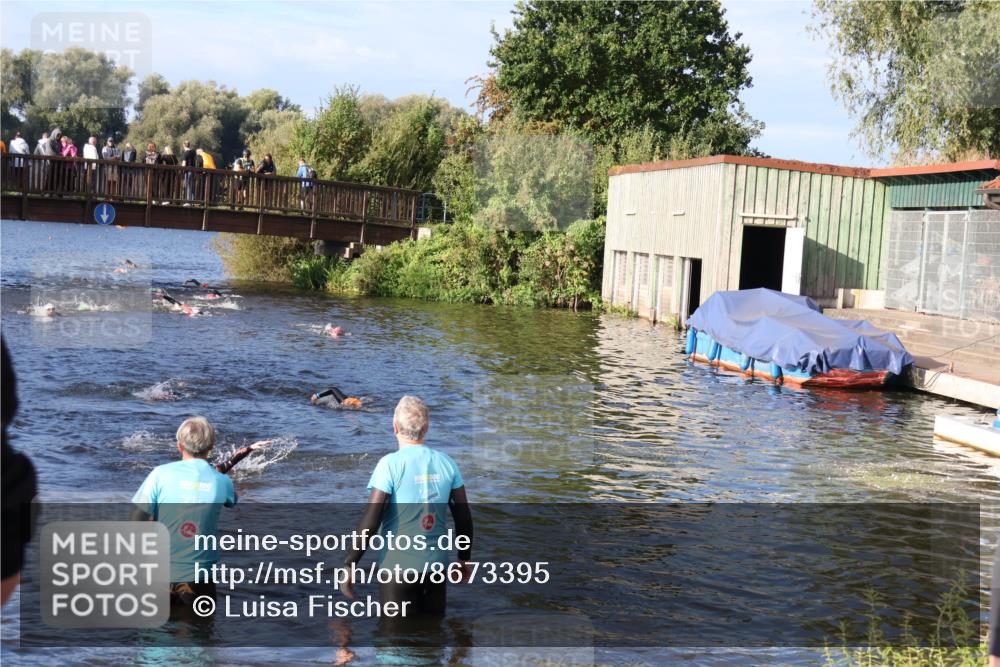 31.08.2025 - Elbe Triathlon Hamburg Luisa Fischer http://msf.ph/oto/8673395 31.08.2025 08:43:11 Schwimmen 265, 275 meine-sportfotos.de