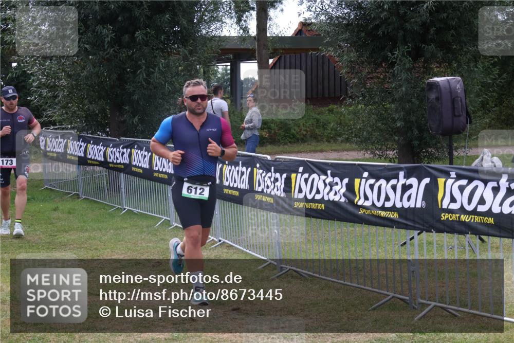 31.08.2025 - Elbe Triathlon Hamburg Luisa Fischer http://msf.ph/oto/8673445 31.08.2025 11:04:04 Laufen 173, 612 meine-sportfotos.de