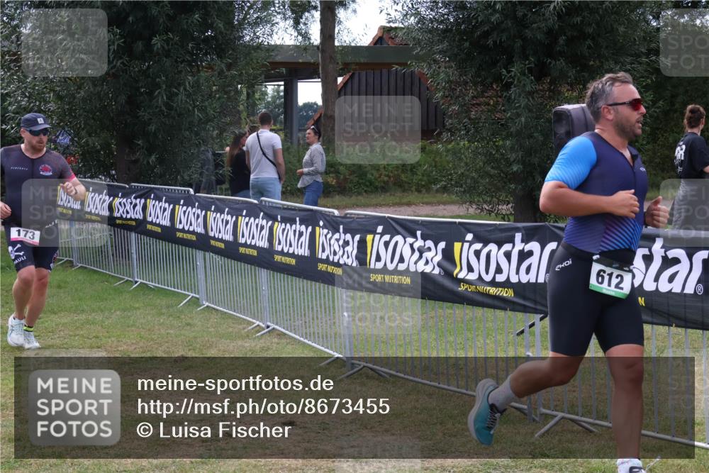 31.08.2025 - Elbe Triathlon Hamburg Luisa Fischer http://msf.ph/oto/8673455 31.08.2025 11:04:05 Laufen 173, 612 meine-sportfotos.de