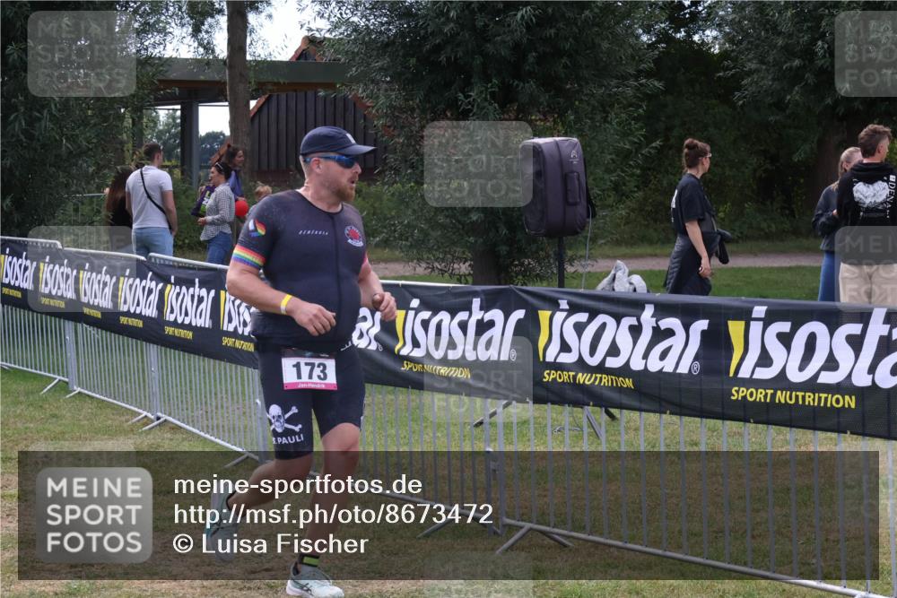 31.08.2025 - Elbe Triathlon Hamburg Luisa Fischer http://msf.ph/oto/8673472 31.08.2025 11:04:07 Laufen 173 meine-sportfotos.de
