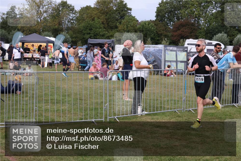 31.08.2025 - Elbe Triathlon Hamburg Luisa Fischer http://msf.ph/oto/8673485 31.08.2025 11:04:23 Laufen 1119 meine-sportfotos.de