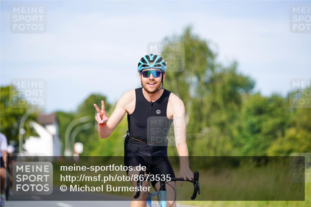 31.08.2025 - Elbe Triathlon Hamburg Michael Burmester http://msf.ph/oto/8673535 31.08.2025 10:12:24 Radfahren 473, 587, 608, 665 meine-sportfotos.de