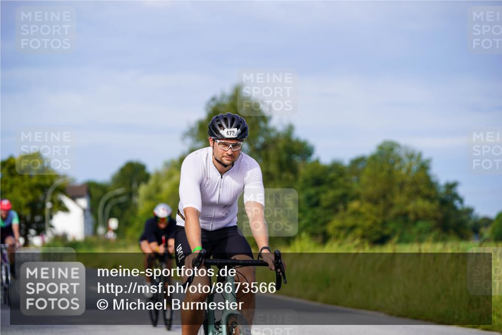 31.08.2025 - Elbe Triathlon Hamburg Michael Burmester http://msf.ph/oto/8673566 31.08.2025 10:12:26 Radfahren 473, 587, 608, 665 meine-sportfotos.de