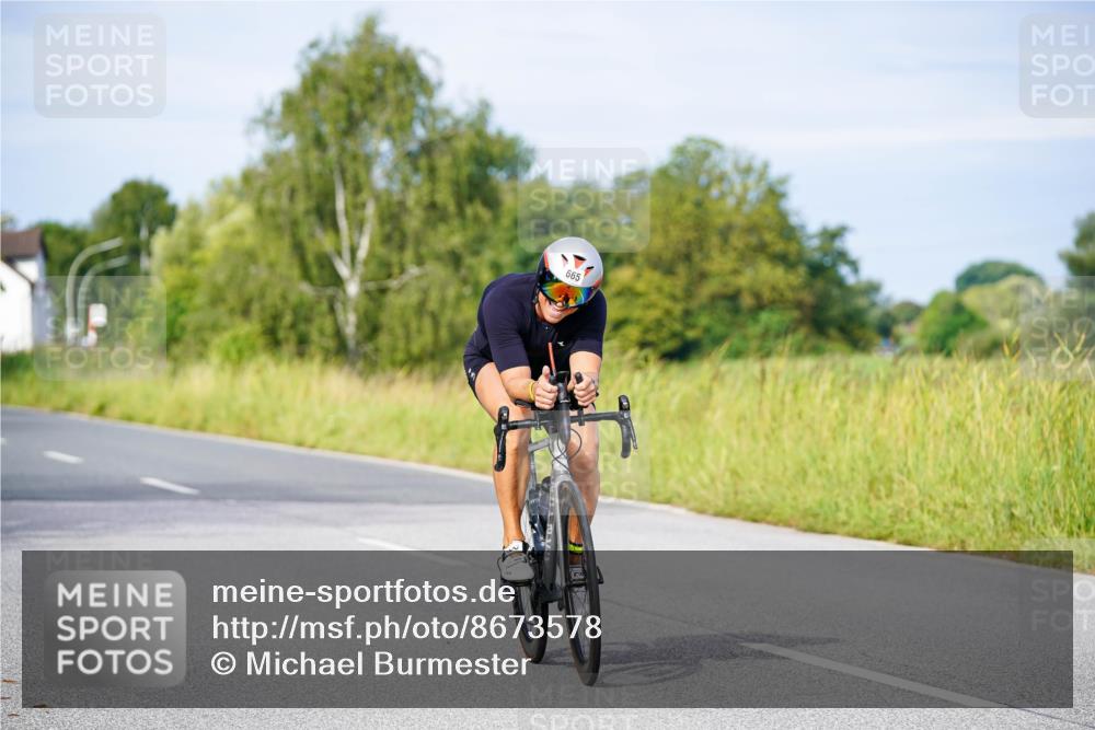 31.08.2025 - Elbe Triathlon Hamburg Michael Burmester http://msf.ph/oto/8673578 31.08.2025 10:12:27 Radfahren 473, 499, 587, 608, 665 meine-sportfotos.de