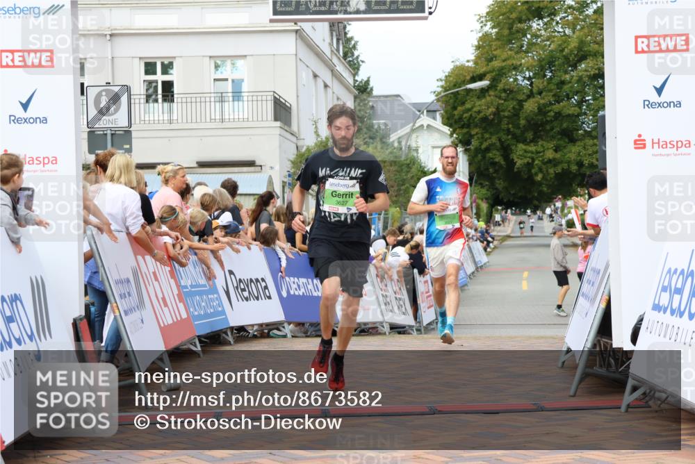 31.08.2025 - 21. Blankeneser Heldenlauf Strokosch-Dieckow http://msf.ph/oto/8673582 31.08.2025 10:51:43 Ziel 3627, 3021 meine-sportfotos.de