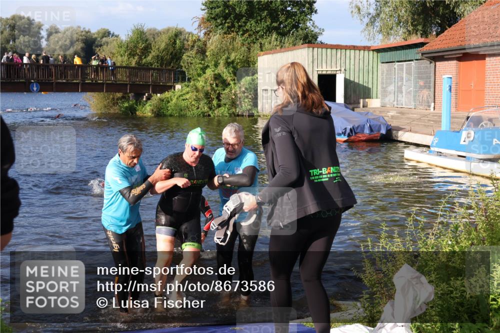 31.08.2025 - Elbe Triathlon Hamburg Luisa Fischer http://msf.ph/oto/8673586 31.08.2025 08:44:15 Schwimmen 256, 321, 373 meine-sportfotos.de