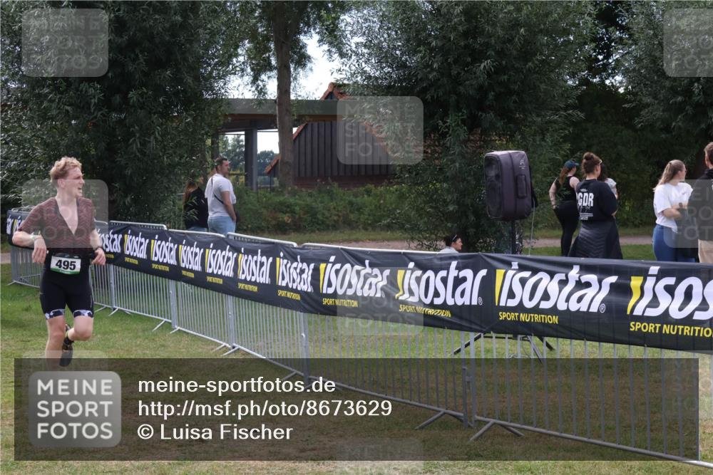 31.08.2025 - Elbe Triathlon Hamburg Luisa Fischer http://msf.ph/oto/8673629 31.08.2025 11:06:03 Laufen 495 meine-sportfotos.de