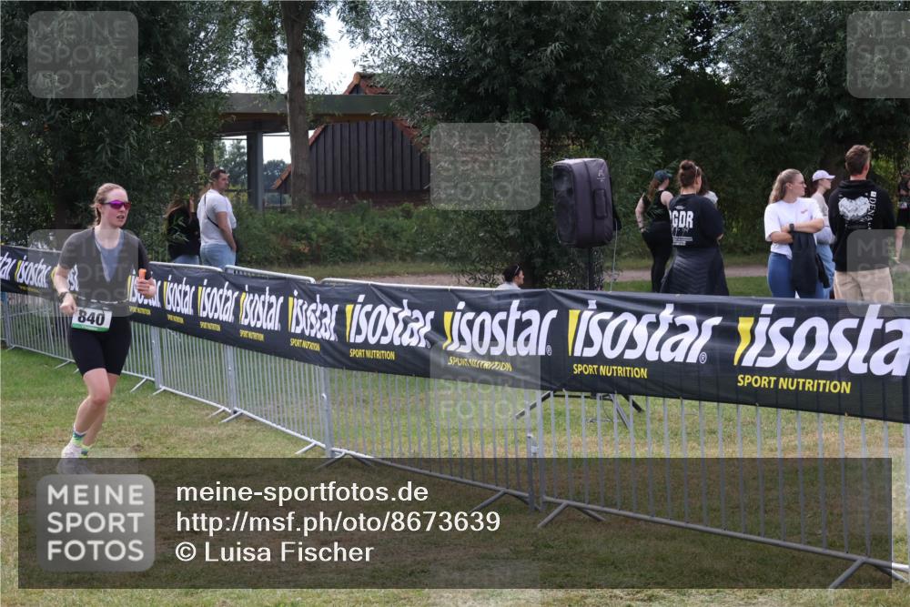 31.08.2025 - Elbe Triathlon Hamburg Luisa Fischer http://msf.ph/oto/8673639 31.08.2025 11:06:05 Laufen 840 meine-sportfotos.de