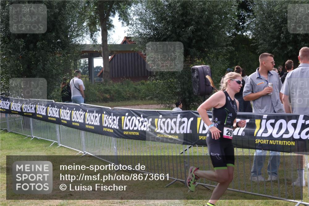31.08.2025 - Elbe Triathlon Hamburg Luisa Fischer http://msf.ph/oto/8673661 31.08.2025 11:06:17 Laufen 291 meine-sportfotos.de
