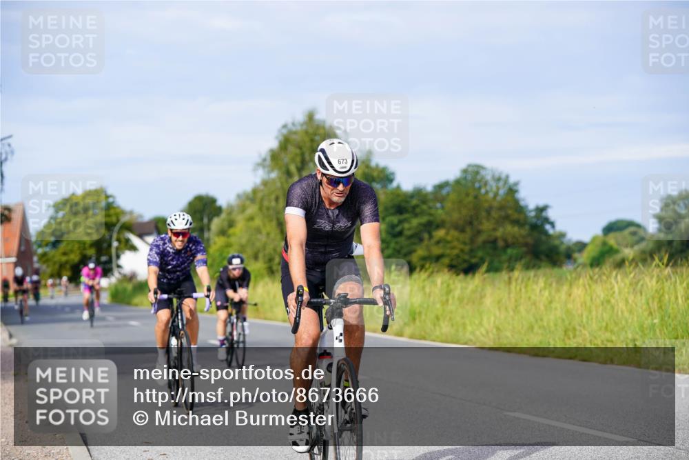 31.08.2025 - Elbe Triathlon Hamburg Michael Burmester http://msf.ph/oto/8673666 31.08.2025 10:12:39 Radfahren 530, 536, 673, 708, 720, 813, 815, 848 meine-sportfotos.de