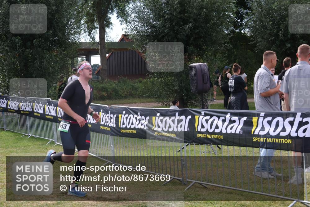 31.08.2025 - Elbe Triathlon Hamburg Luisa Fischer http://msf.ph/oto/8673669 31.08.2025 11:06:19 Laufen 453 meine-sportfotos.de