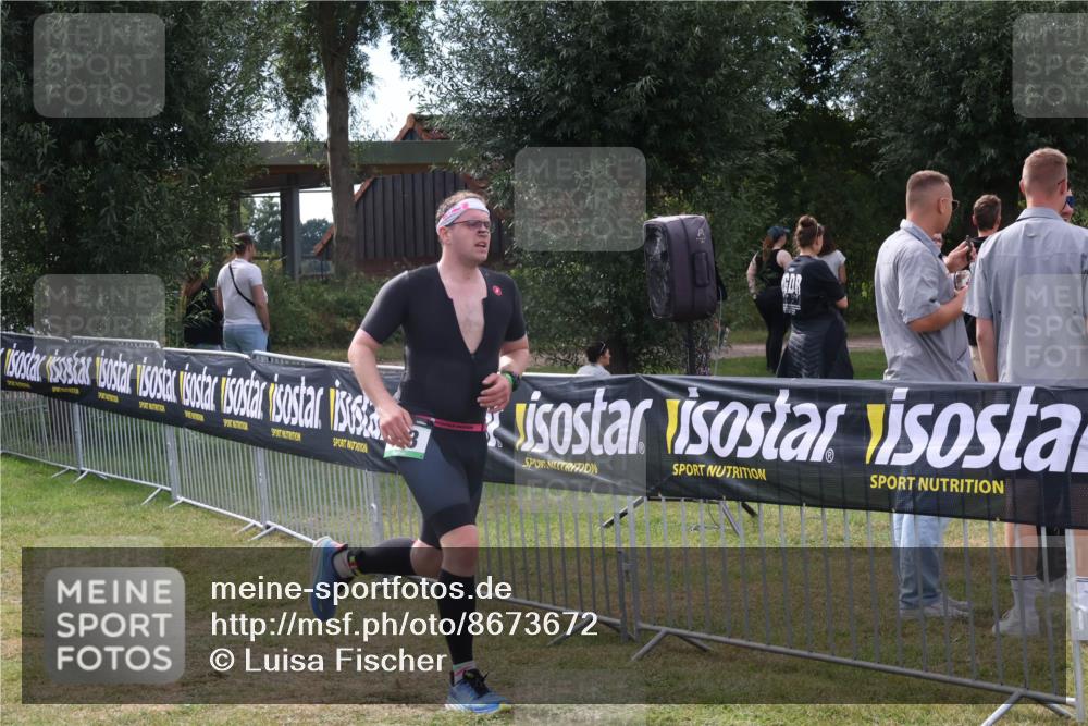 31.08.2025 - Elbe Triathlon Hamburg Luisa Fischer http://msf.ph/oto/8673672 31.08.2025 11:06:19 Laufen 9 meine-sportfotos.de