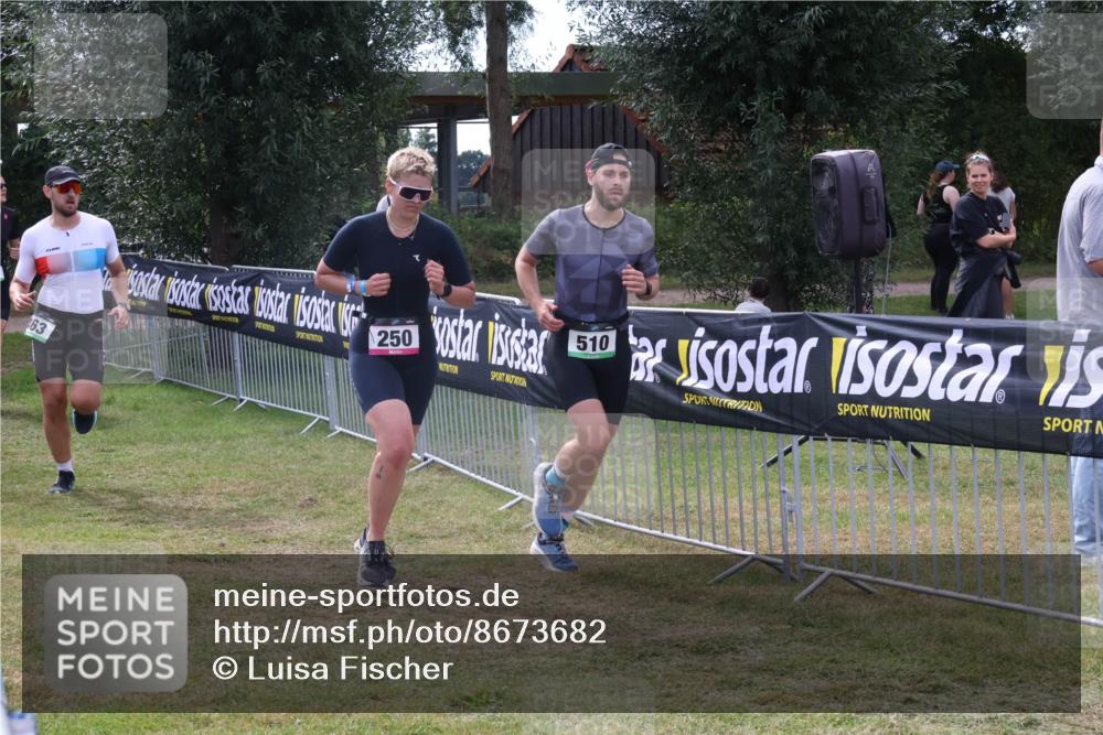 31.08.2025 - Elbe Triathlon Hamburg Luisa Fischer http://msf.ph/oto/8673682 31.08.2025 11:06:29 Laufen 63, 510, 250 meine-sportfotos.de