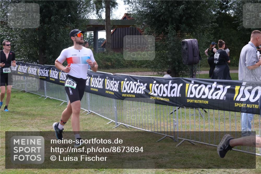 31.08.2025 - Elbe Triathlon Hamburg Luisa Fischer http://msf.ph/oto/8673694 31.08.2025 11:06:30 Laufen 654, 463 meine-sportfotos.de