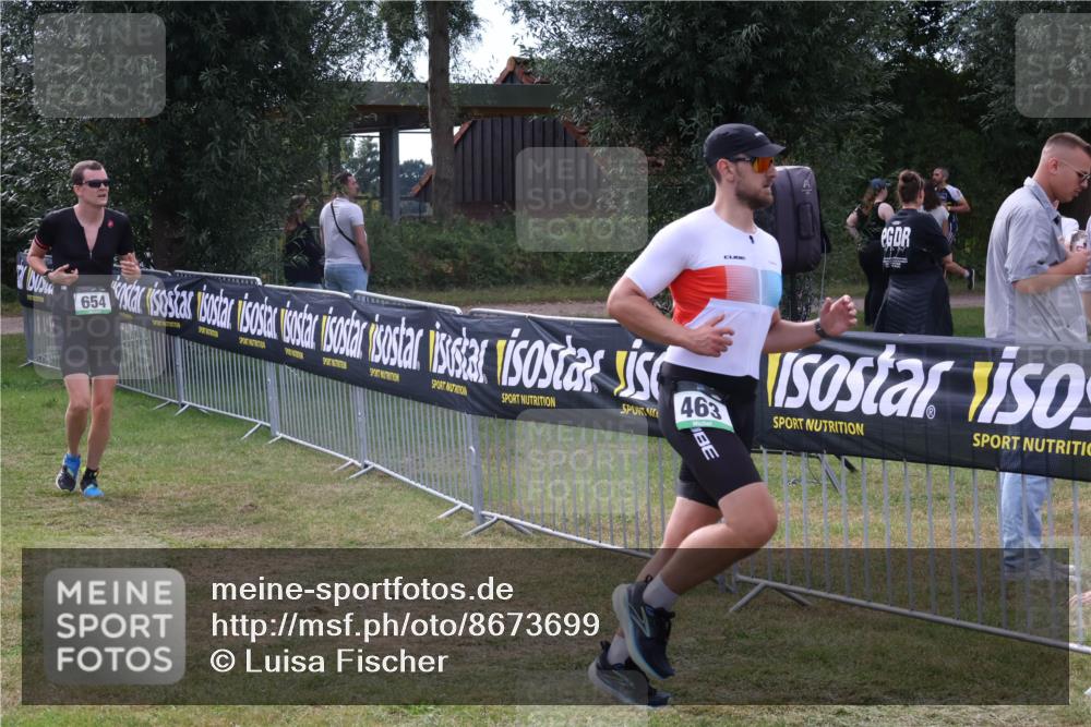 31.08.2025 - Elbe Triathlon Hamburg Luisa Fischer http://msf.ph/oto/8673699 31.08.2025 11:06:31 Laufen 654, 463 meine-sportfotos.de