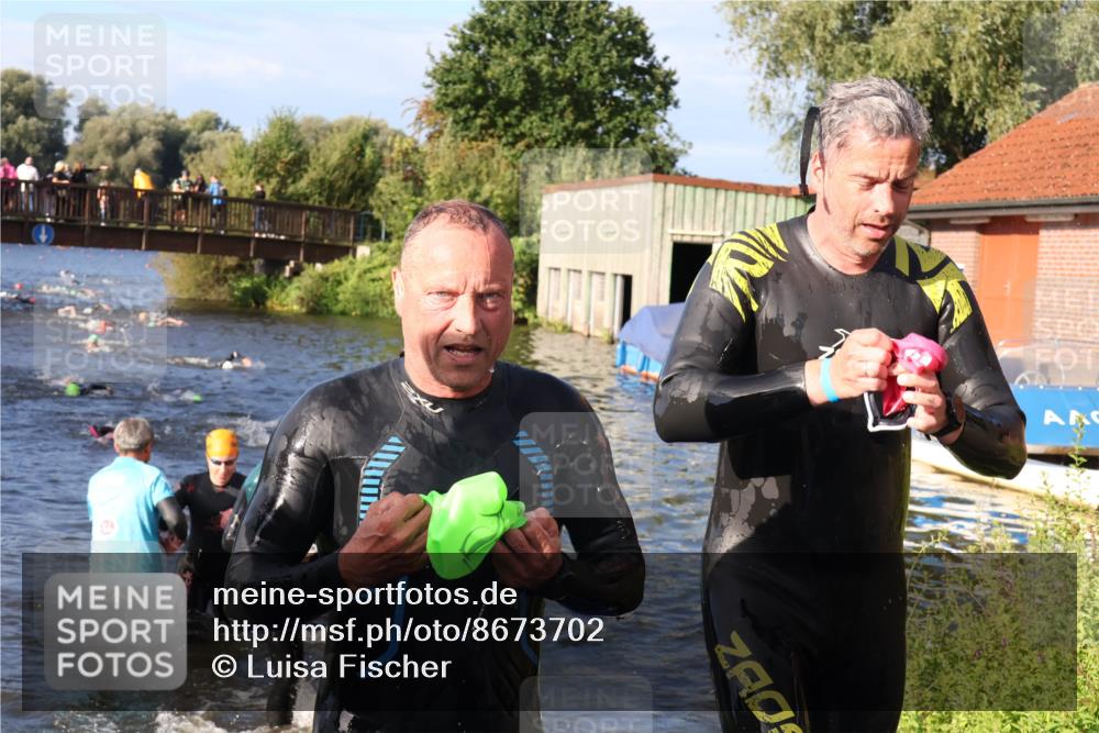31.08.2025 - Elbe Triathlon Hamburg Luisa Fischer http://msf.ph/oto/8673702 31.08.2025 08:45:36 Schwimmen 264, 267, 269, 319, 348, 368 meine-sportfotos.de