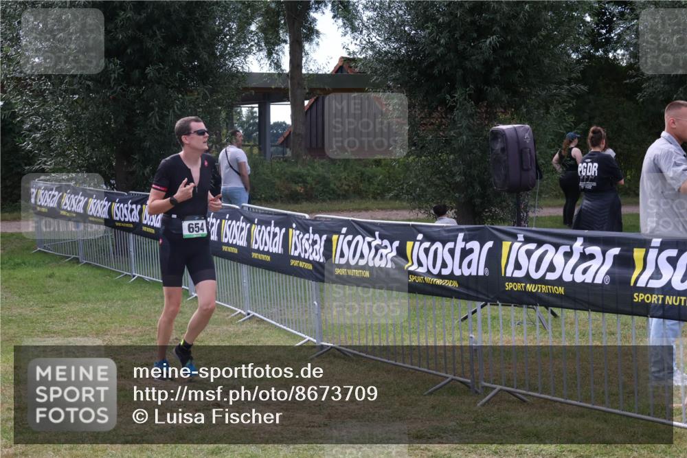 31.08.2025 - Elbe Triathlon Hamburg Luisa Fischer http://msf.ph/oto/8673709 31.08.2025 11:06:32 Laufen 654 meine-sportfotos.de
