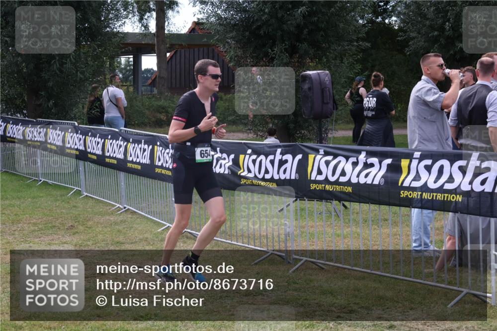 31.08.2025 - Elbe Triathlon Hamburg Luisa Fischer http://msf.ph/oto/8673716 31.08.2025 11:06:32 Laufen 654 meine-sportfotos.de