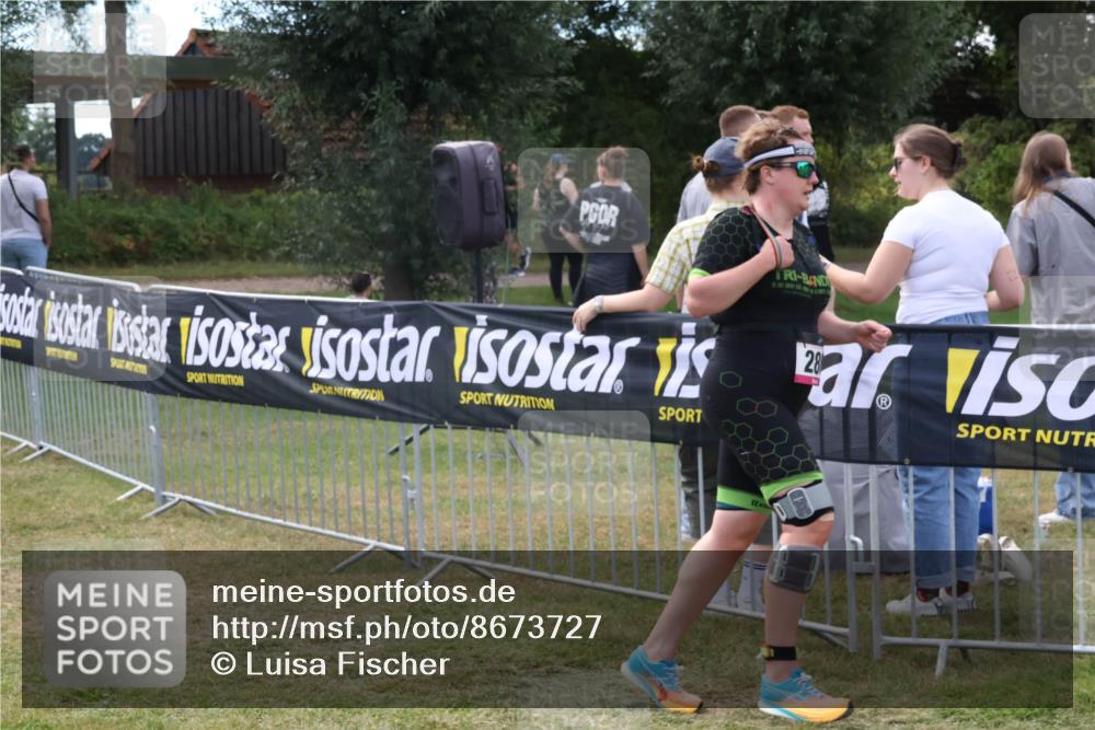 31.08.2025 - Elbe Triathlon Hamburg Luisa Fischer http://msf.ph/oto/8673727 31.08.2025 11:07:06 Laufen 28 meine-sportfotos.de
