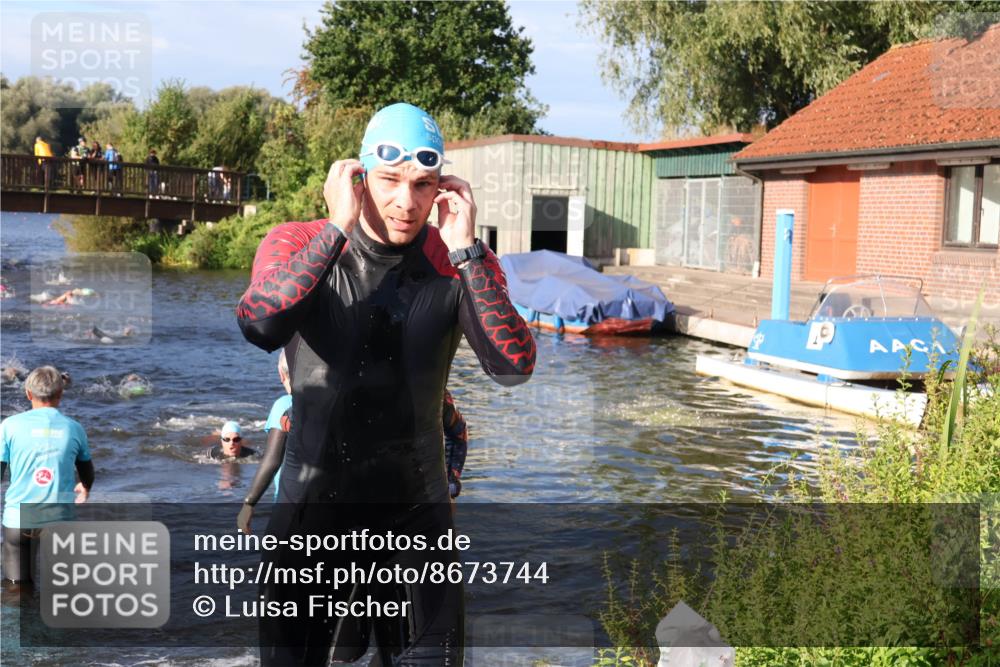 31.08.2025 - Elbe Triathlon Hamburg Luisa Fischer http://msf.ph/oto/8673744 31.08.2025 08:45:43 Schwimmen 264, 269, 292, 319, 384 meine-sportfotos.de