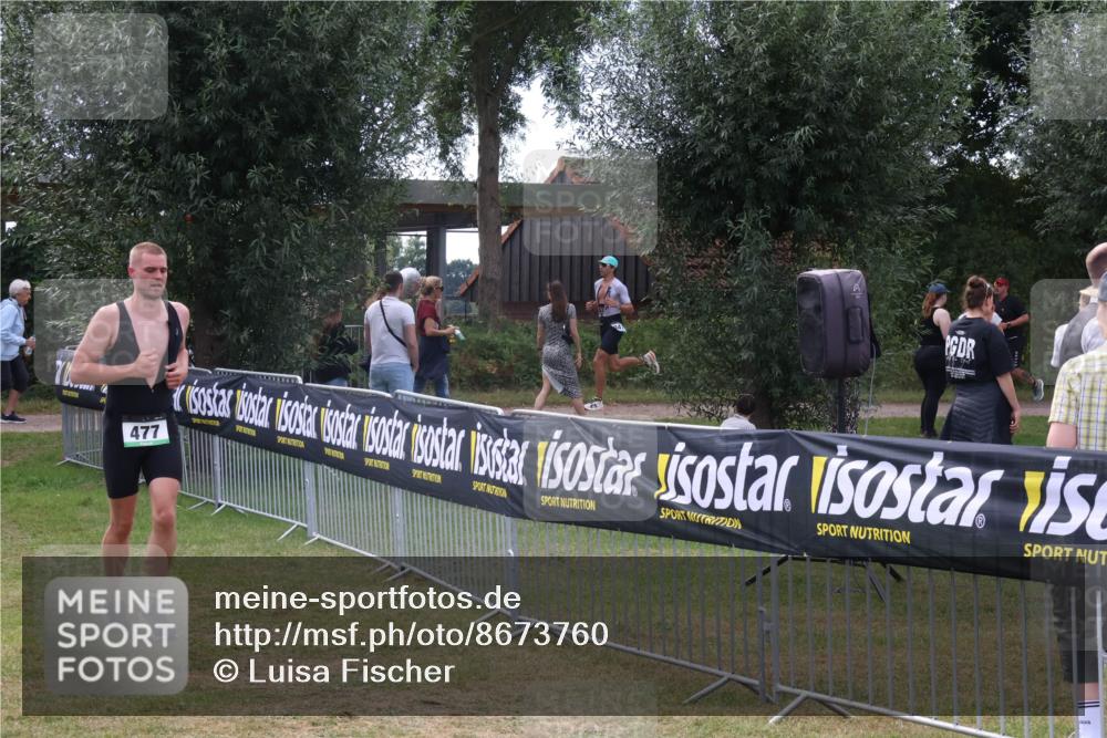 31.08.2025 - Elbe Triathlon Hamburg Luisa Fischer http://msf.ph/oto/8673760 31.08.2025 11:07:16 Laufen 477 meine-sportfotos.de